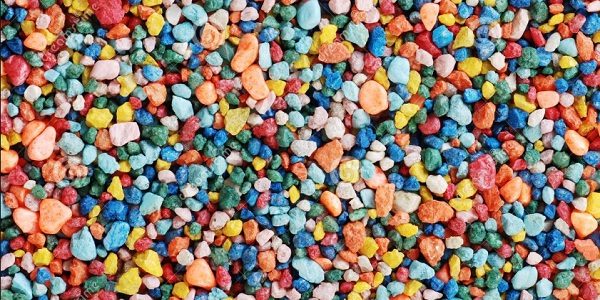 picture of multi-colored fish gravel